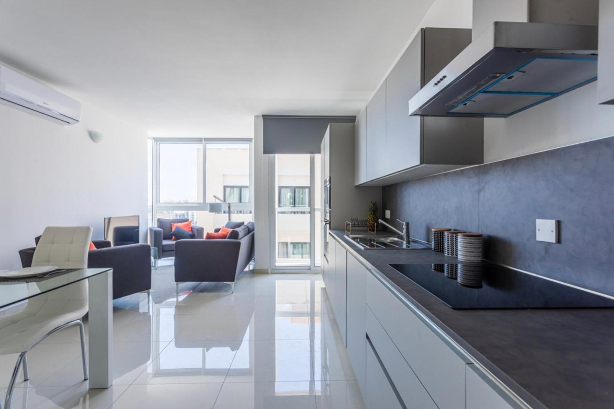 Saint Julian - Lovely Apartment With Terrace - Cityapartmentstay Saint Julian's Luaran gambar